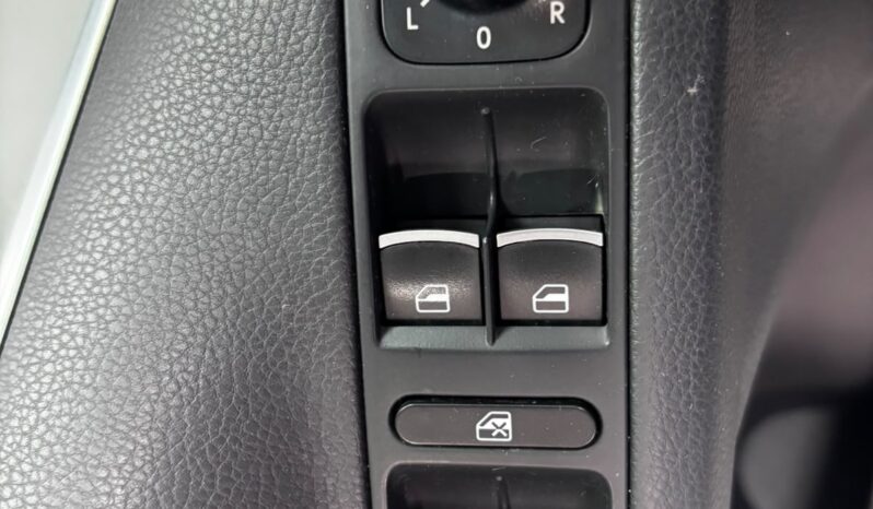 
								Tiguan T1 2.0 TDI BMT 4×2 full									