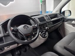 
										Caravelle Corto 2.0 TDI 150cv  9 plazas Trendline Edition BMT full									