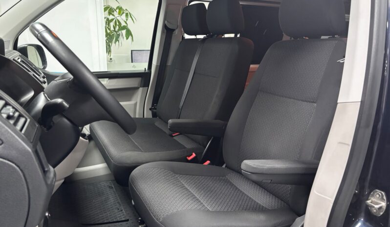 
								Caravelle Corto 2.0 TDI 150cv  9 plazas Trendline Edition BMT full									