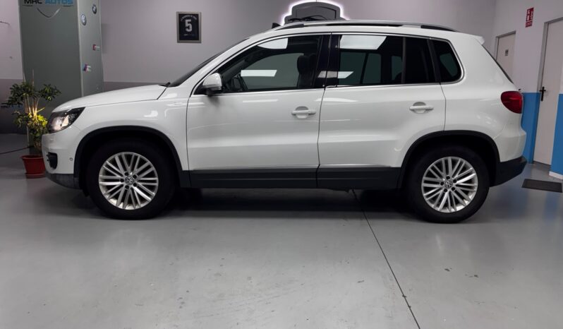 
								Tiguan T1 2.0 TDI BMT 4×2 full									