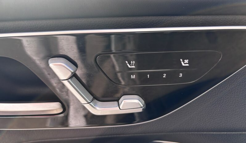 
								GLC Coupé GLC 300 de 4MATIC full									