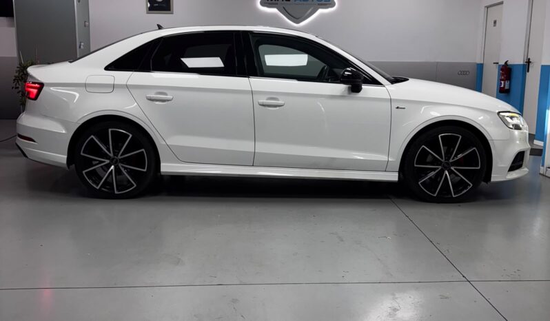 
								A3 S line edition 2.0 TDI Sedan full									