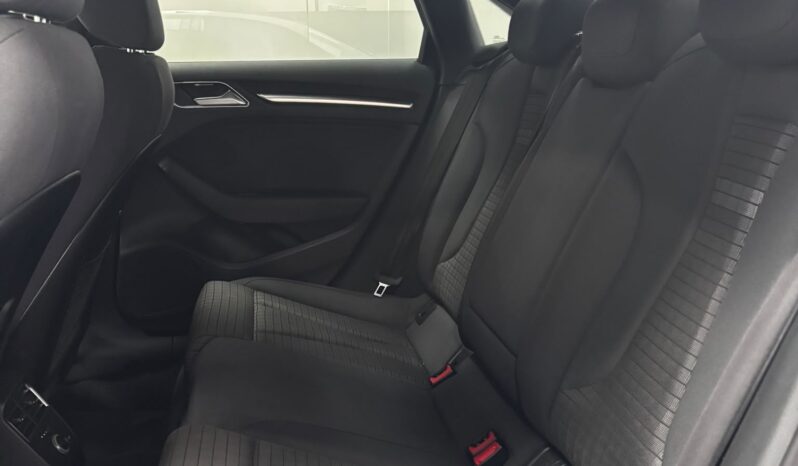 
								A3 S line edition 2.0 TDI Sedan full									