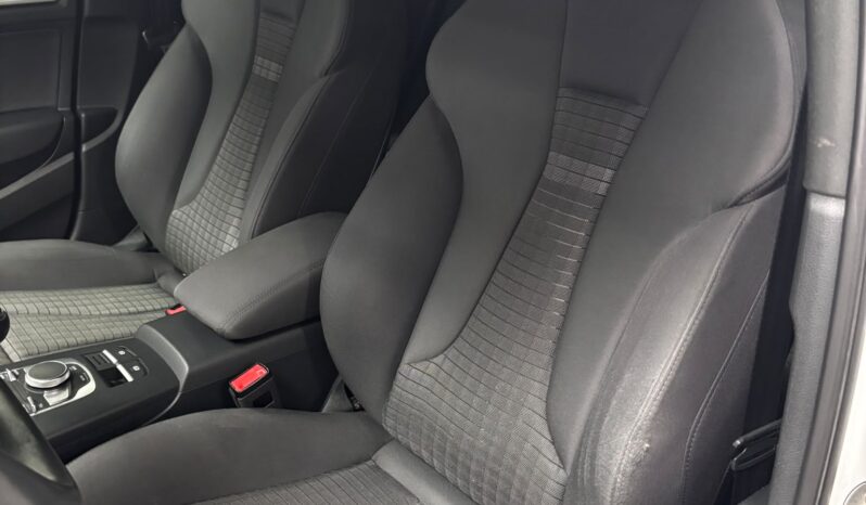 
								A3 S line edition 2.0 TDI Sedan full									
