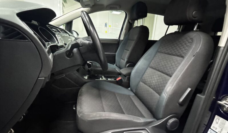
								Touran Sport 2.0 TDI full									