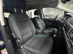 
										Touran Sport 2.0 TDI full									