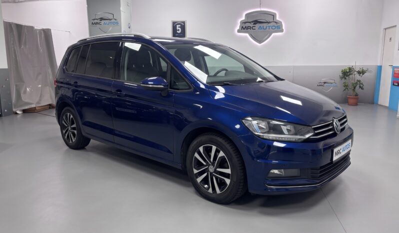 
								Touran Sport 2.0 TDI full									