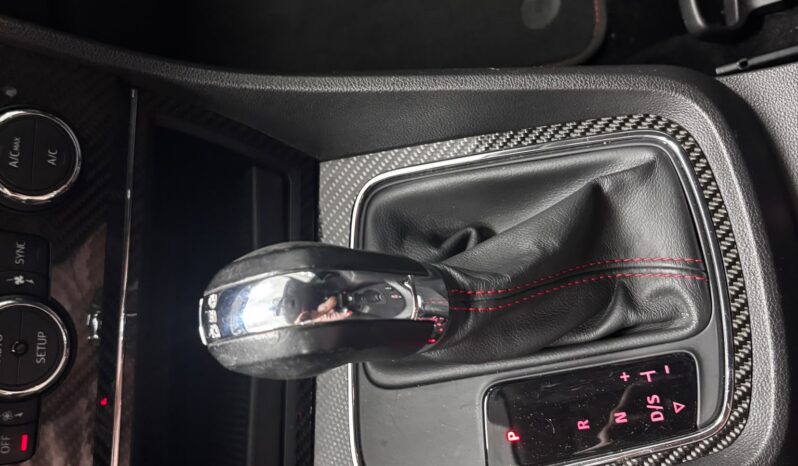
								León 2.0 TDI DSG6 StSp FR Plus full									