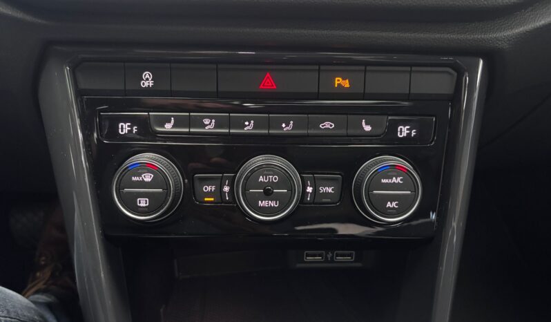 
								T-Roc Sport 1.5 TSI 110kW 150CV DSG full									