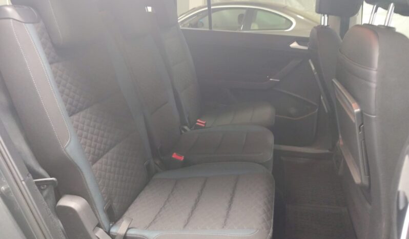 
								Touran Sport 2.0 TDI 110kW 150CV DSG full									