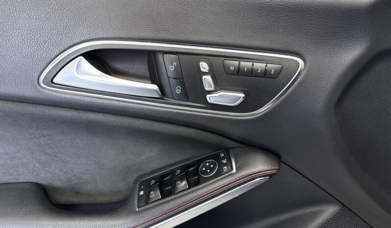 
								CLA 220 d Amg full									