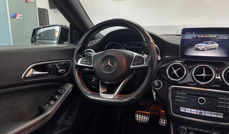 
								CLA 220 d Amg full									
