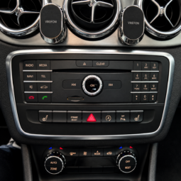 
										Clase GLA GLA 200 d AMG Line full									