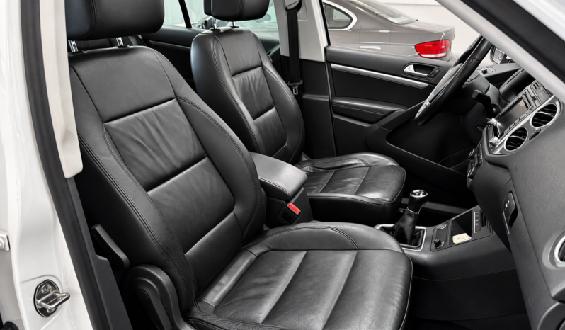 
								Tiguan 2.0 TDI 4×2 T1 Sport BMotion Tech full									