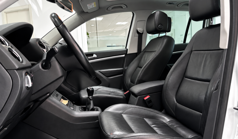 
								Tiguan 2.0 TDI 4×2 T1 Sport BMotion Tech full									