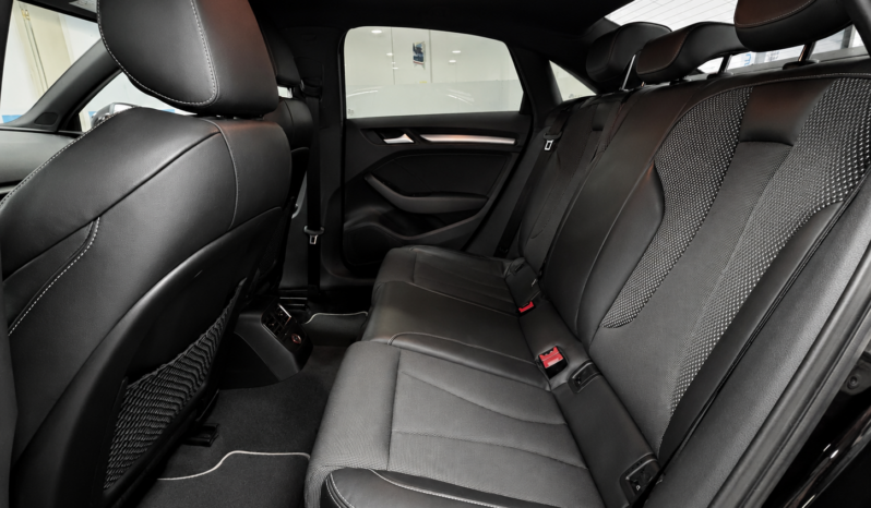 
								A3 Sedan 2.0Tdi S-line full									