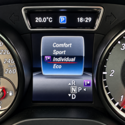 
										Clase GLA GLA 200 d AMG Line full									