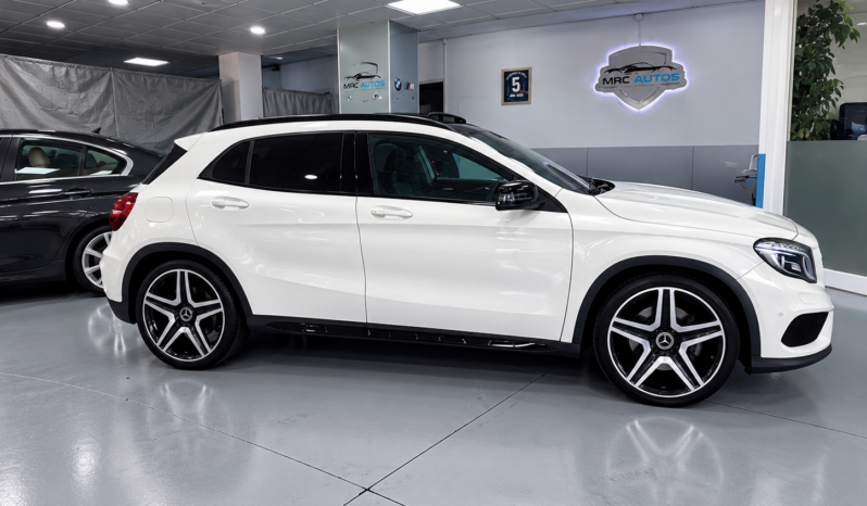 
								Clase GLA GLA 200 d AMG Line full									